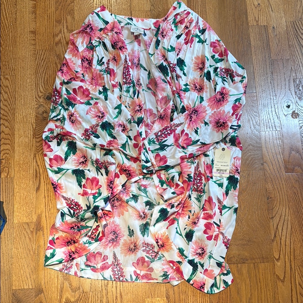 St John’s Bay floral kimono robe one size